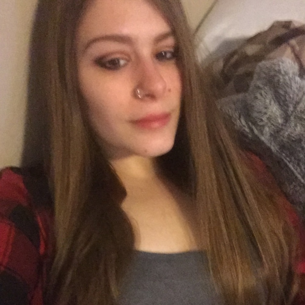 Meet your Posher, Marissa